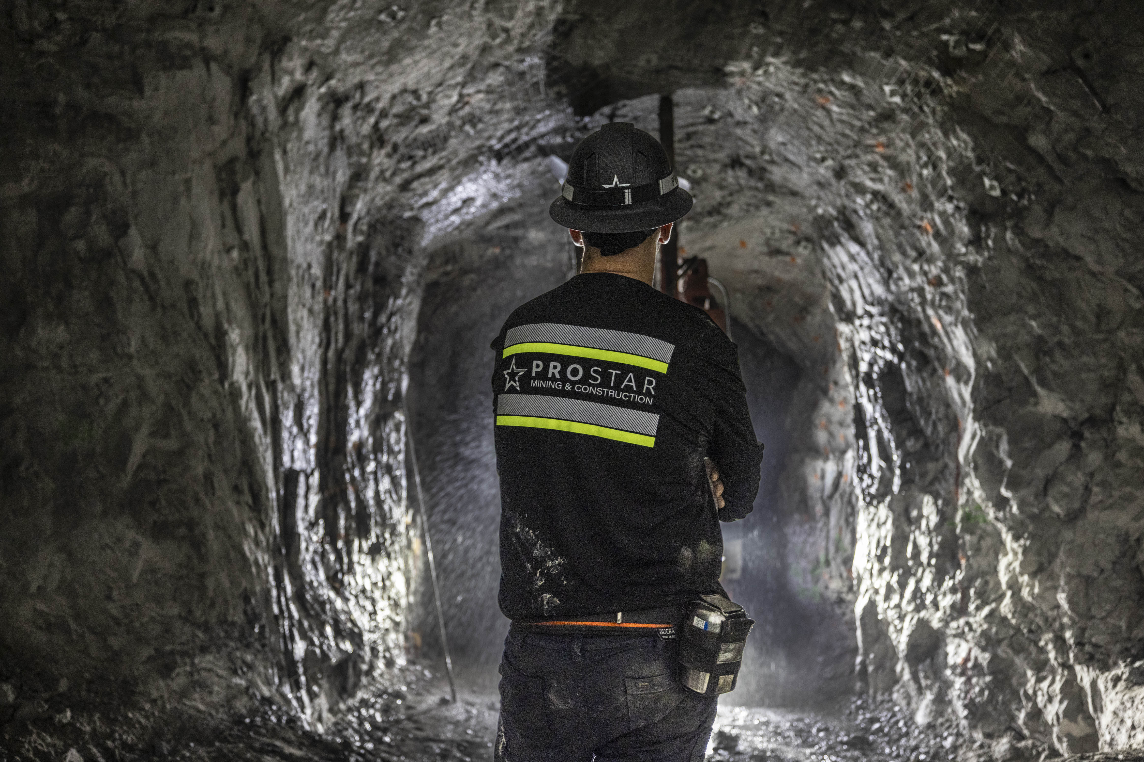 Underground mine site conditions during active development